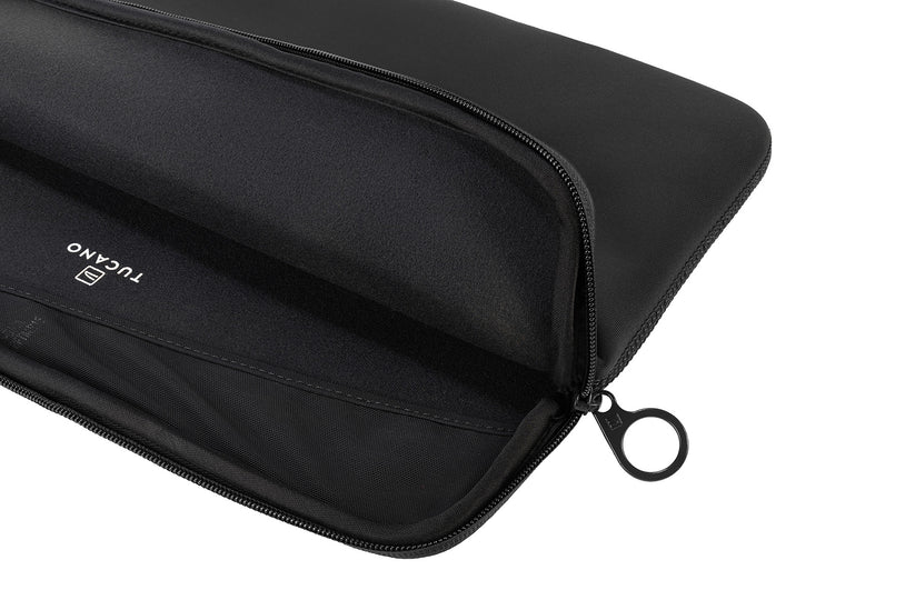 Neoprenový obal Tucano Top pro MacBook Pro 16" - černý - iSTYLE CZ